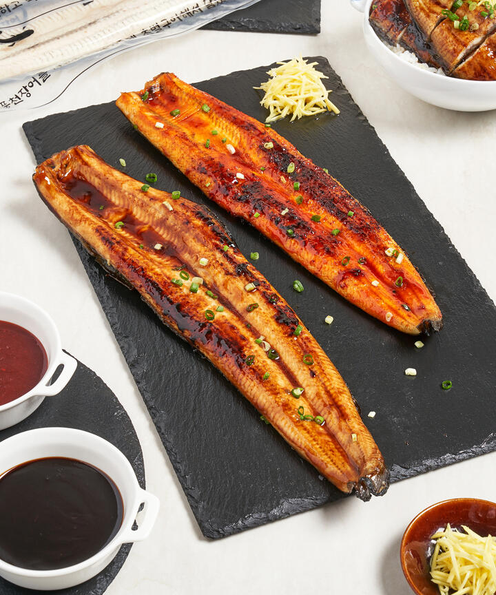 상품상세>[풍천장어갤러리] 고창 풍천장어 초벌 1kg (손질 후 중량 600g (2~3마리)) [풍천장어갤러리] 고창 풍천장어 초벌 1kg (손질 후... 