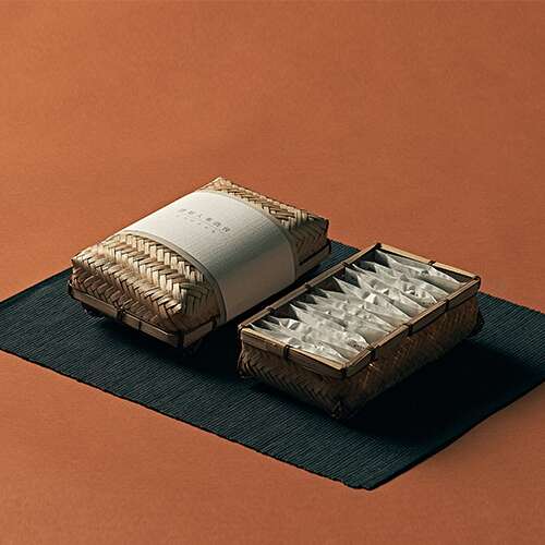 [풍기인삼상회] 홍삼절편 (대나무포장) - 현대식품관 [풍기인삼상회] 홍삼절편 (대나무포장)