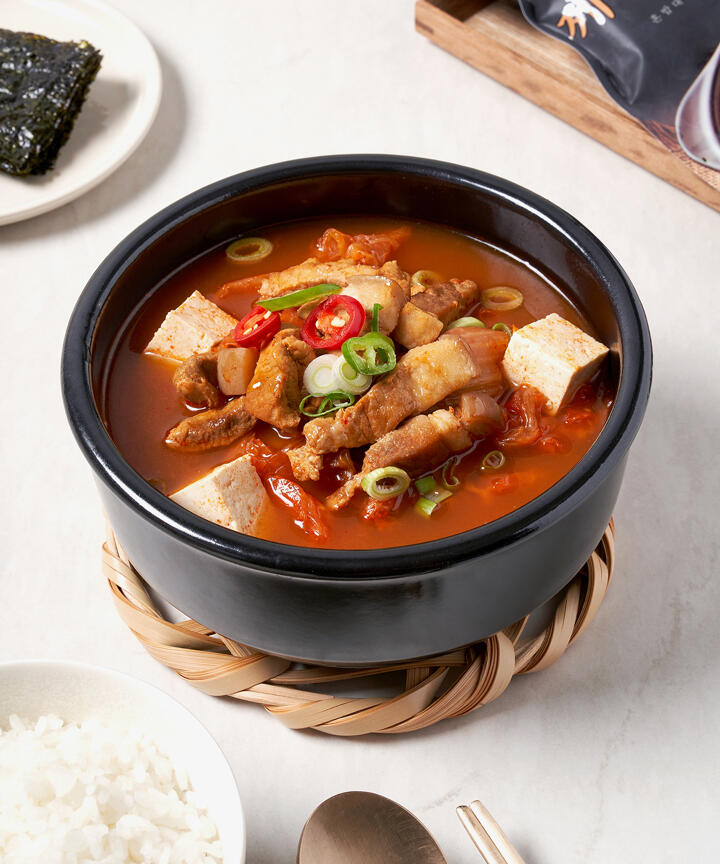 상품접근오류 - 현대식품관 [혼밥대왕] 제주돼지 김치찌개 (550g)