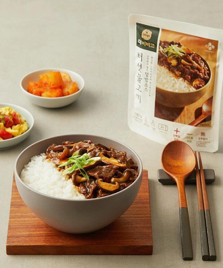 상품상세>[더비비고] 버섯불고기 덮밥소스 (180g) [더비비고] 버섯불고기 덮밥소스 (180g)
