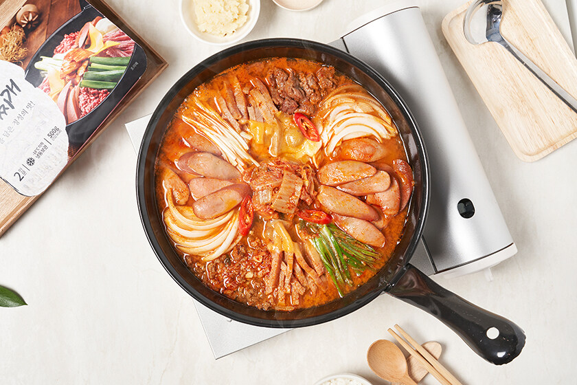 상품상세>[송탄 최네집] 송탄 최네집 부대찌개 (500g) [송탄 최네집] 송탄 최네집 부대찌개 (500g)